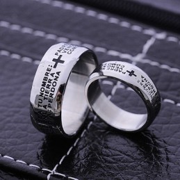 Raamatun Pariskunnan Miehen Titaanisormus
