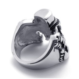 Erilaisia Tyylejä, Väriloistoa, Laadukkaan Titaanirenkaan Kuningatar