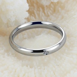 Luotettavan Laadukas Naisten Titaanisormus Strassilla