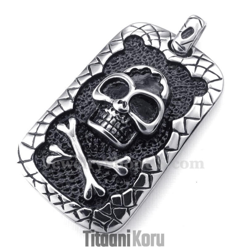 Cards Titanium Skull -Riipuskaulakoru (Vapaa Ketju) Cards Titanium Skull -Riipuskaulakoru (Vapaa Ketju)