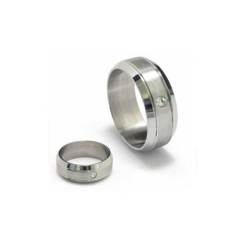 8 Mm:N Timantti-Unisex-Titaanisormus 8 Mm:N Timantti-Unisex-Titaanisormus