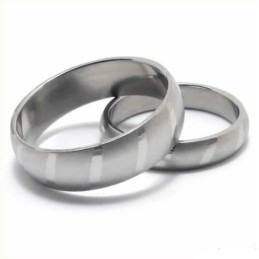6 Mm:N Unisex-Kupumainen Titaanisormus