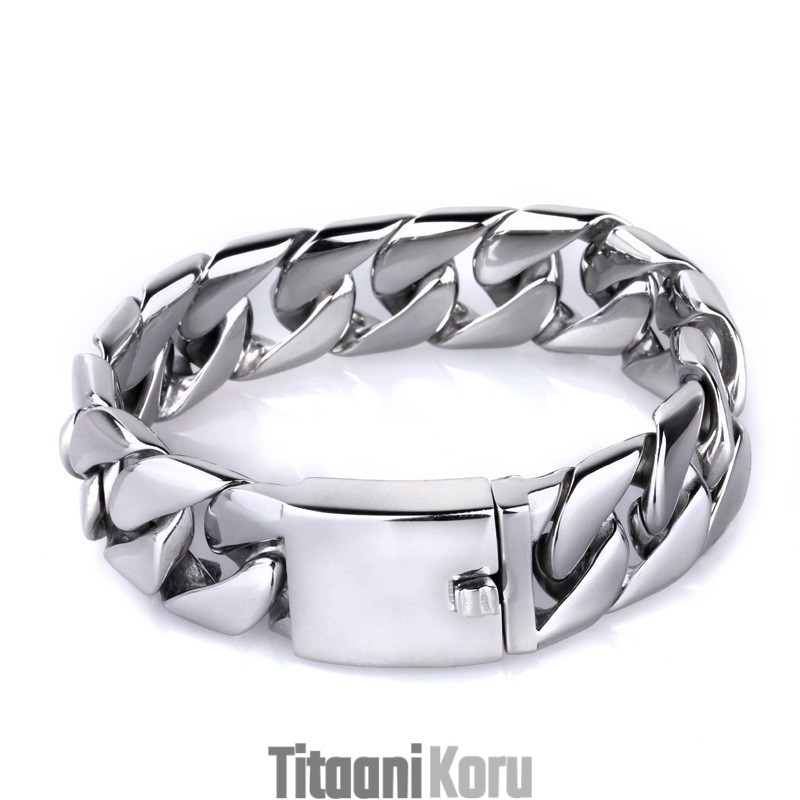 Muoti Miesten Titaanirannekoru Myytävänä