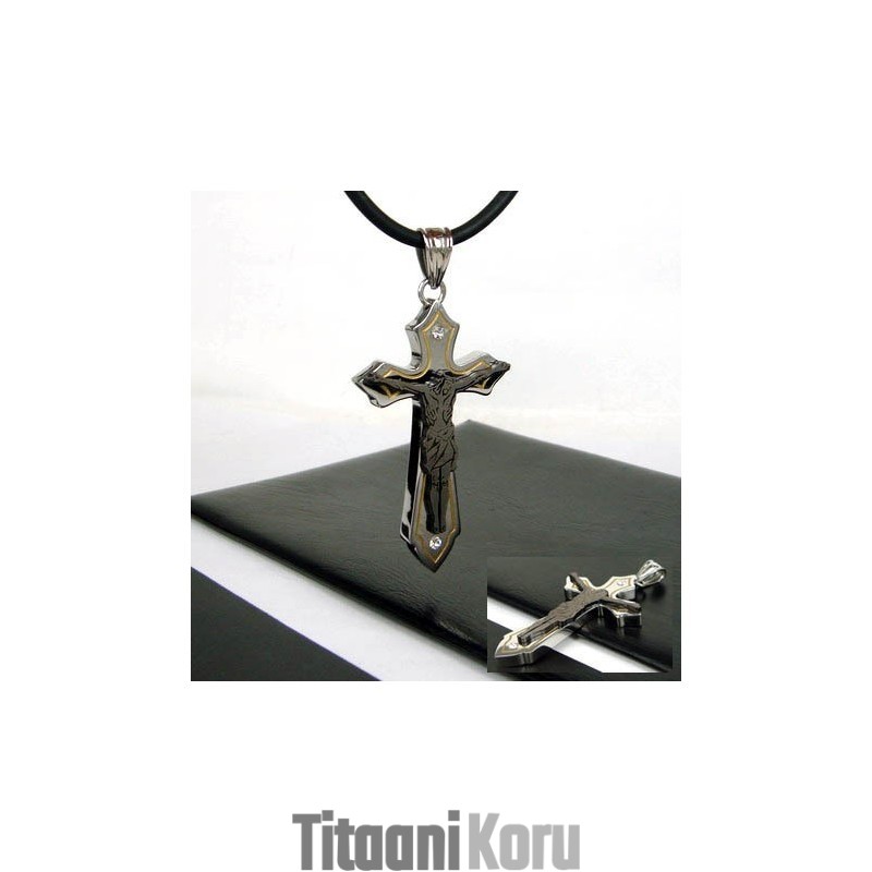 Man Juses Cross -Riipus Titaaniteräksestä (Vapaa Ketju) Man Juses Cross -Riipus Titaaniteräksestä (Vapaa Ketju)