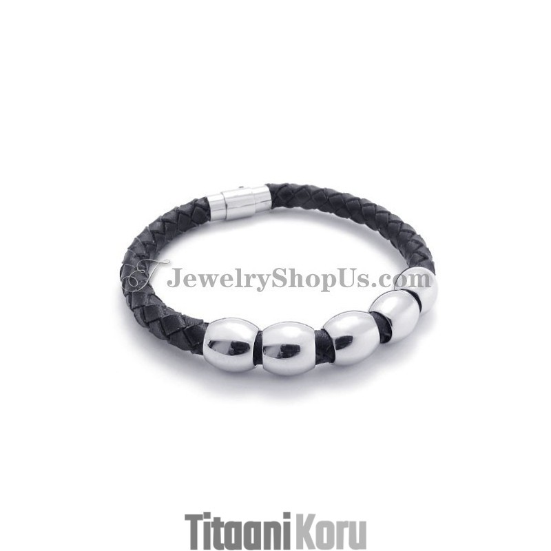 Musta Nahka- Ja Titaanirannekoru